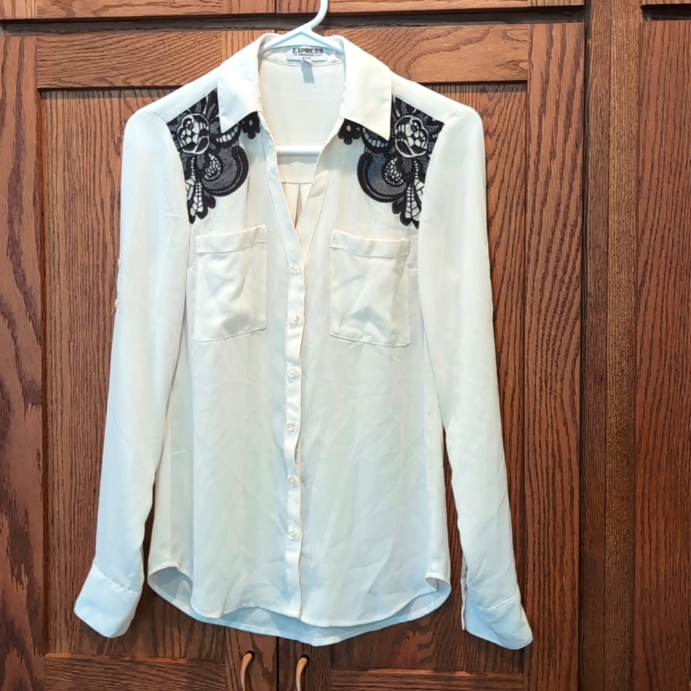 White button down blouse